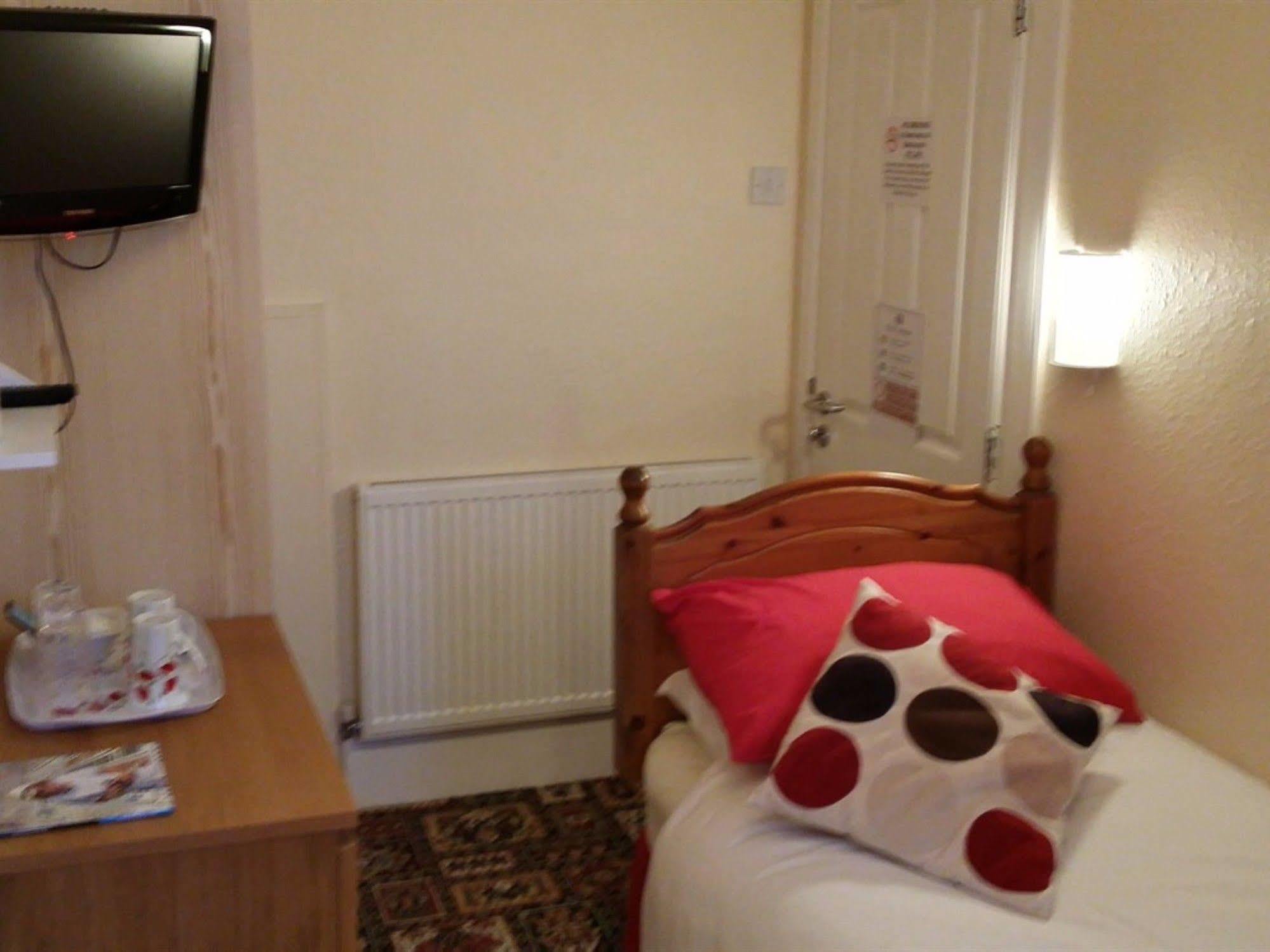 Eden House Bed and Breakfast Μπλάκπουλ Εξωτερικό φωτογραφία